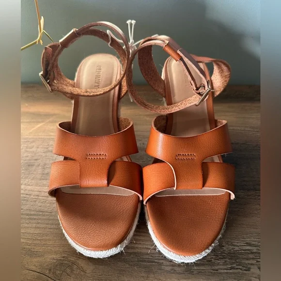 Women’s Old Navy Cognac Wedge Sandals with Ankle Strap. NWT, Size 9. - Picture 1 of 7